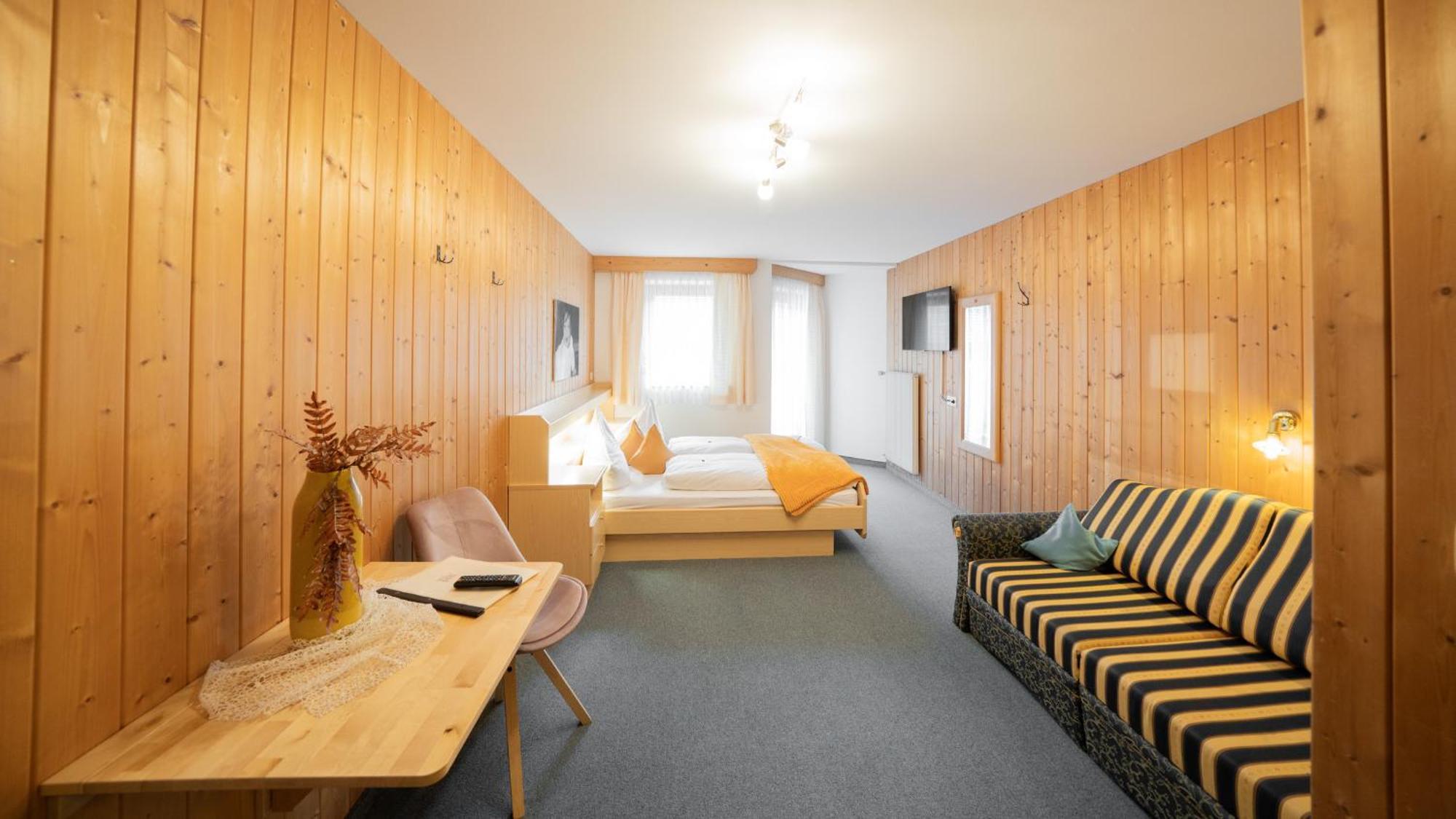 Hotel Das Lisann Pfelders Eksteriør bilde